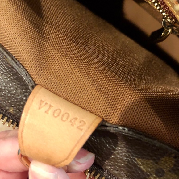 (Sold) Louis Vuitton Cabas Piano!! - Picture 10 of 15